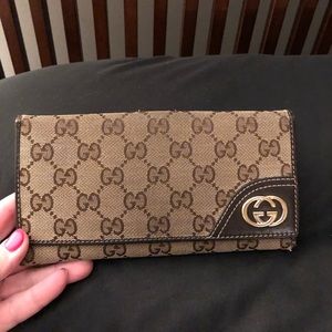 Gucci wallet